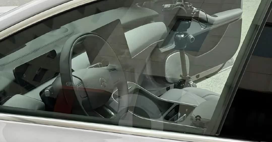 autohomecar__Chtlxmga-YaARDDQAAImUdbti8A979.jpg