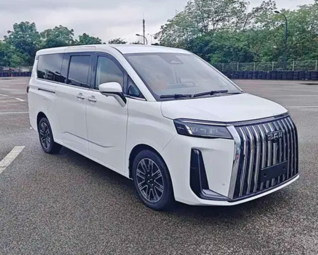 FireShot Capture 051 - 新车 - 小康1.5T增程器，7_9座中大型MPV，曝北汽制造锐胜M8增程版_懂车帝 - [www.dongchedi.com].jpg